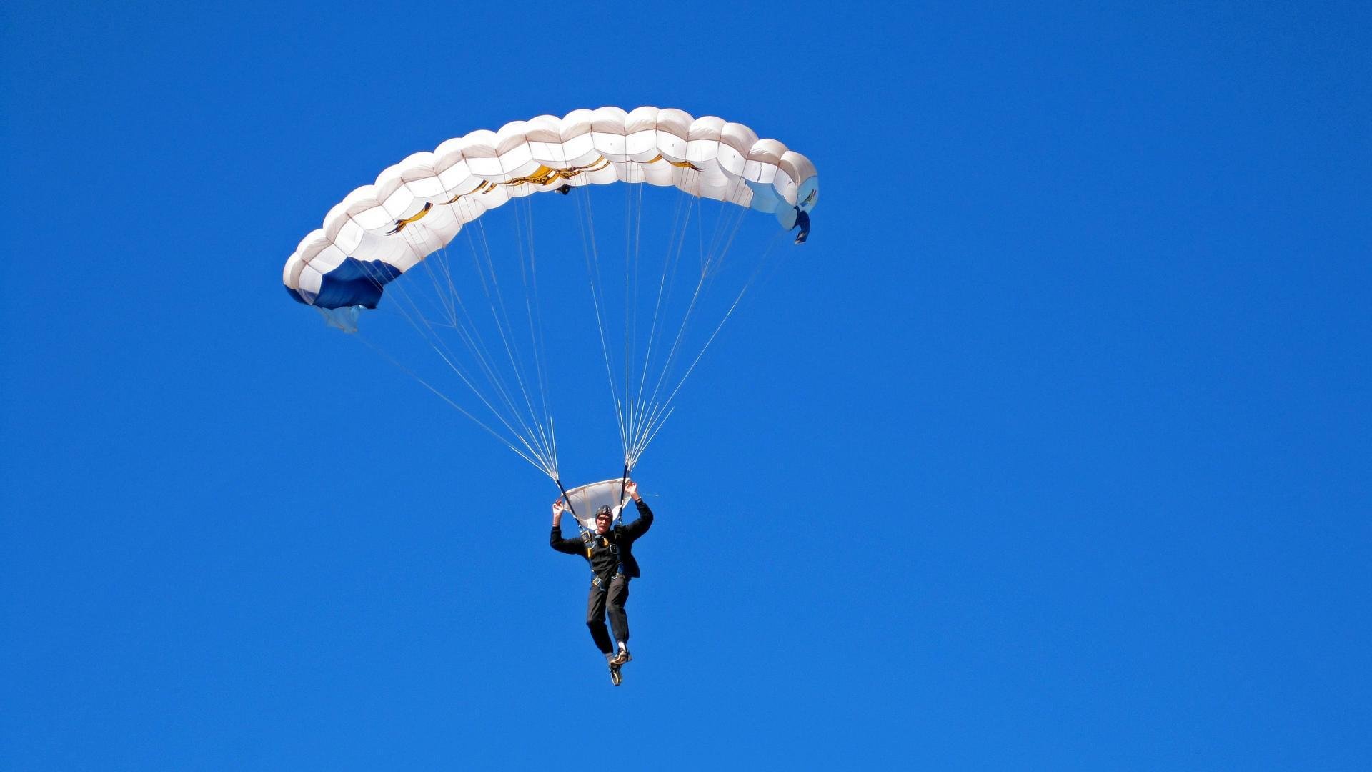 开云·Kaiyun网页版-隆多尼亚在最新一场比赛中获得胜利，隆多今天比赛